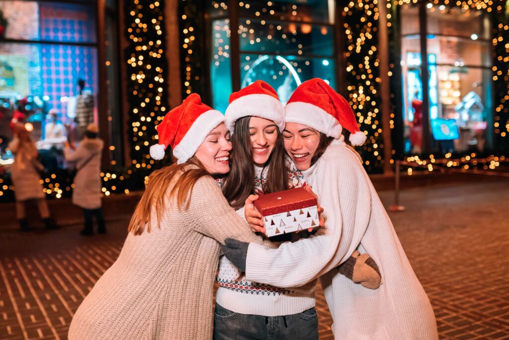 Christmas Photo Ideas With Your Friends