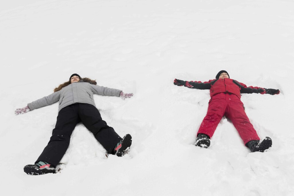 Christmas Photo Ideas With Your Siblings