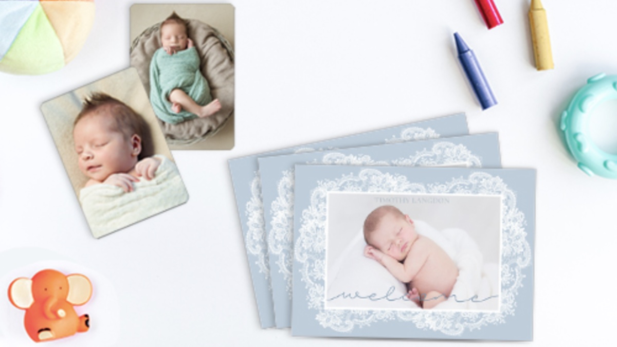 The Best Pregnancy Announcement Cards and Gifts Guide