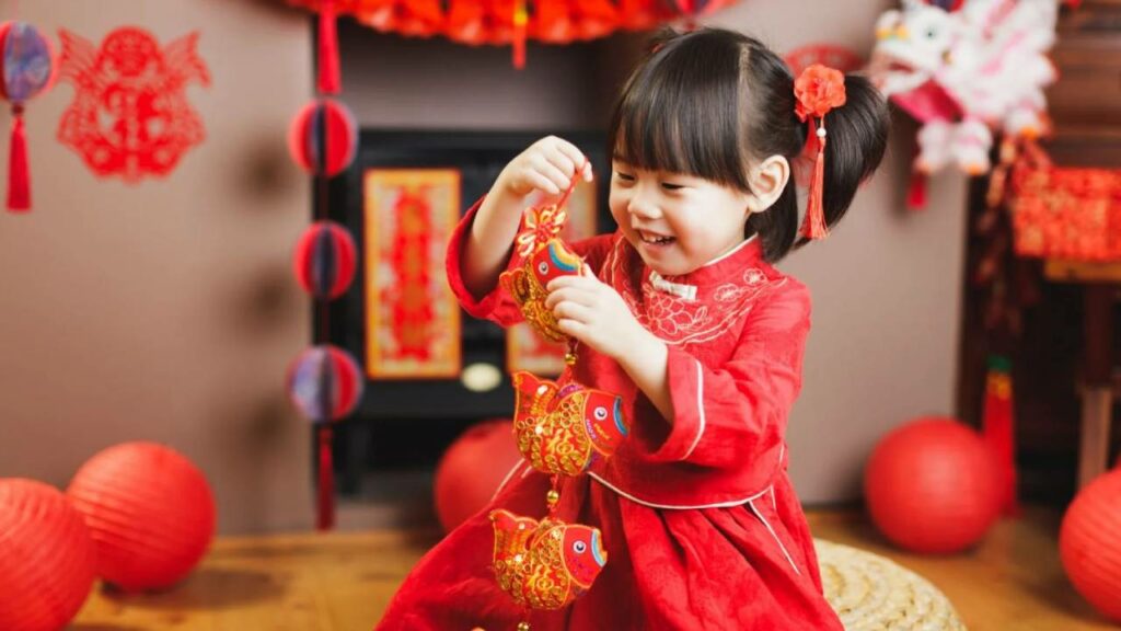 Chinese girl in Chinese New Year traditional clothing