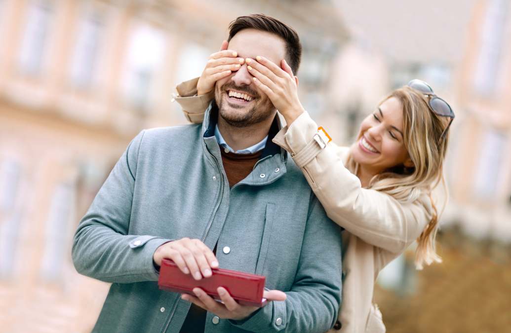 How to Spoil Your Husband on Father’s Day: 10 Thoughtful Ideas He’ll Truly Appreciate