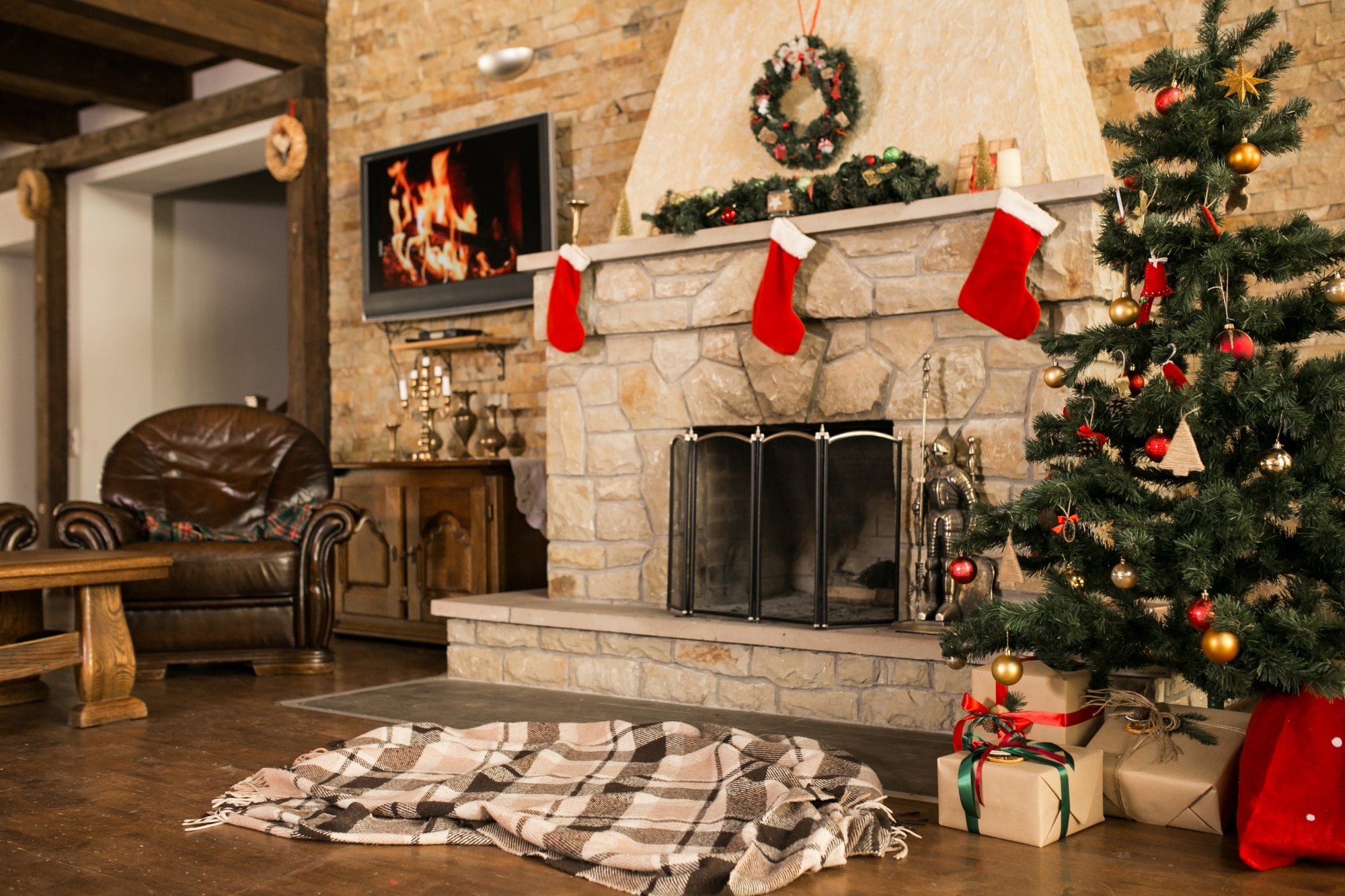 10 Personalised Ways to Decorate Your Home for Christmas