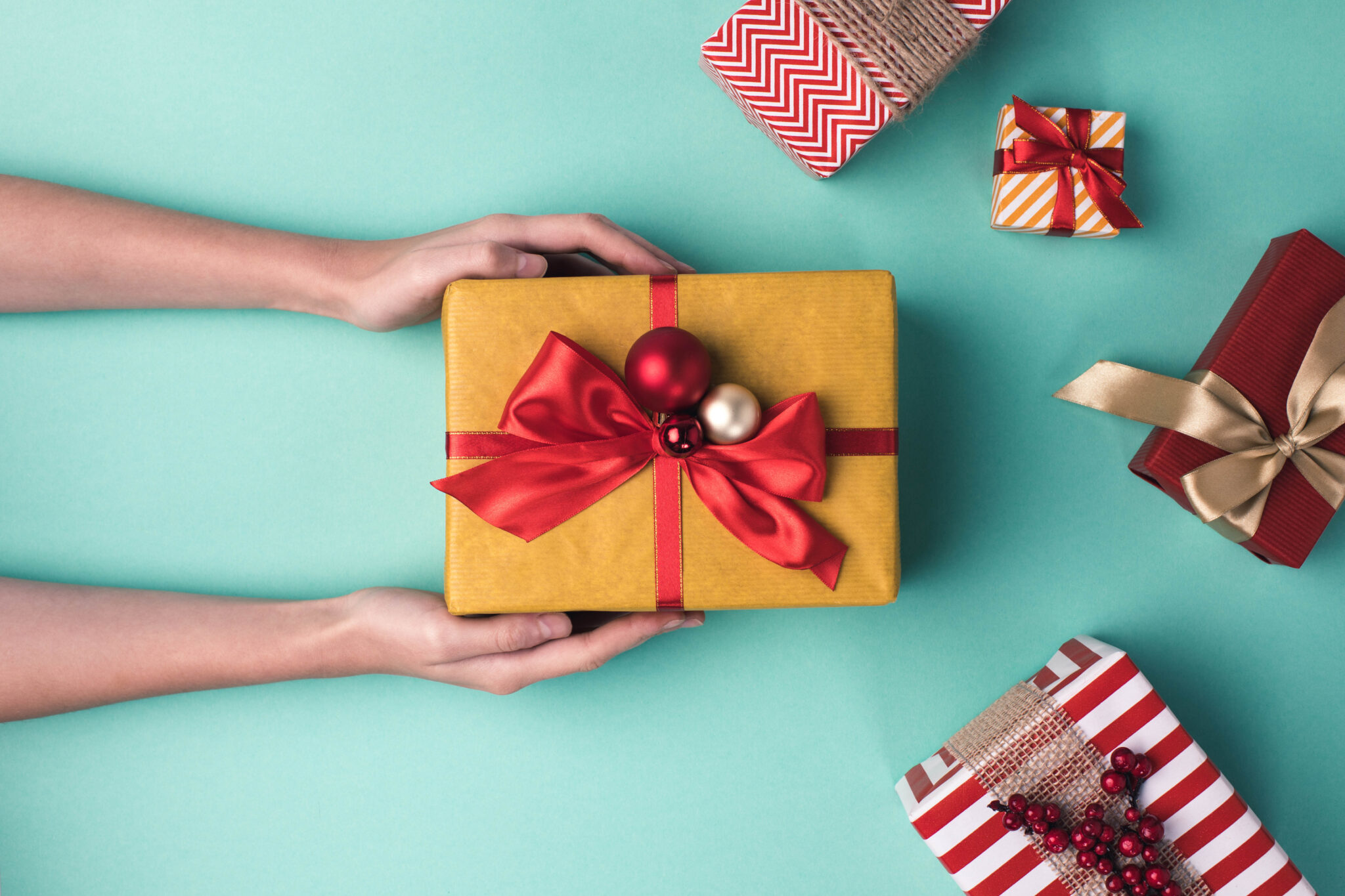 The 10 Best Personalized Christmas Gift Ideas for Friends